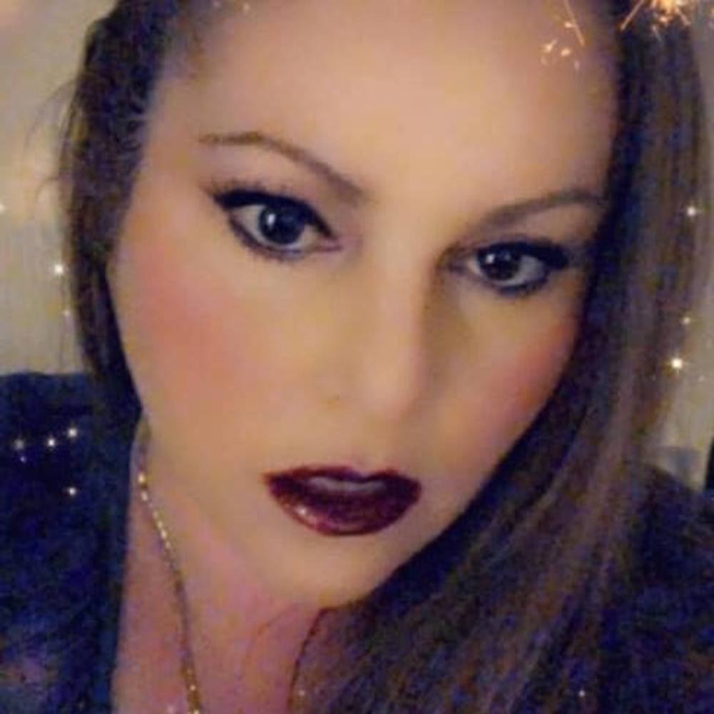 Meet your Posher, Mayrie